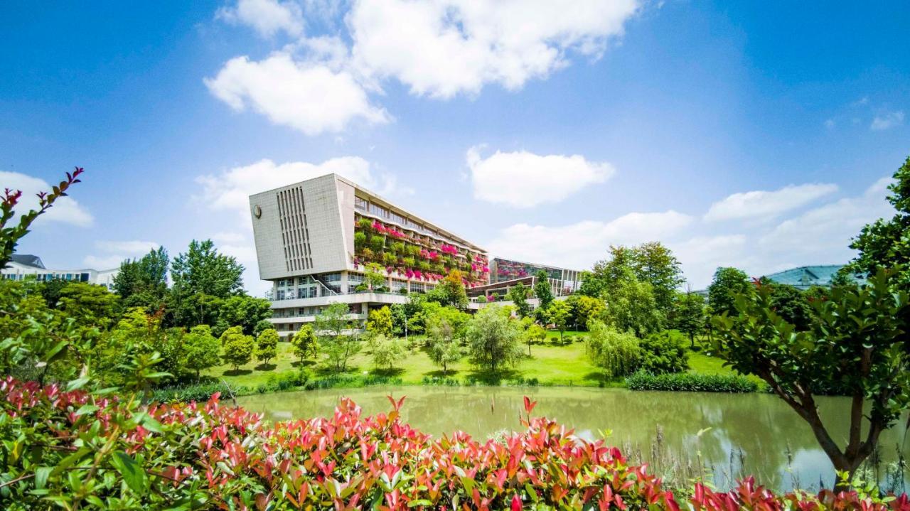 Intercontinental Heilong Lake, An Ihg Hotel Meishan Eksteriør billede